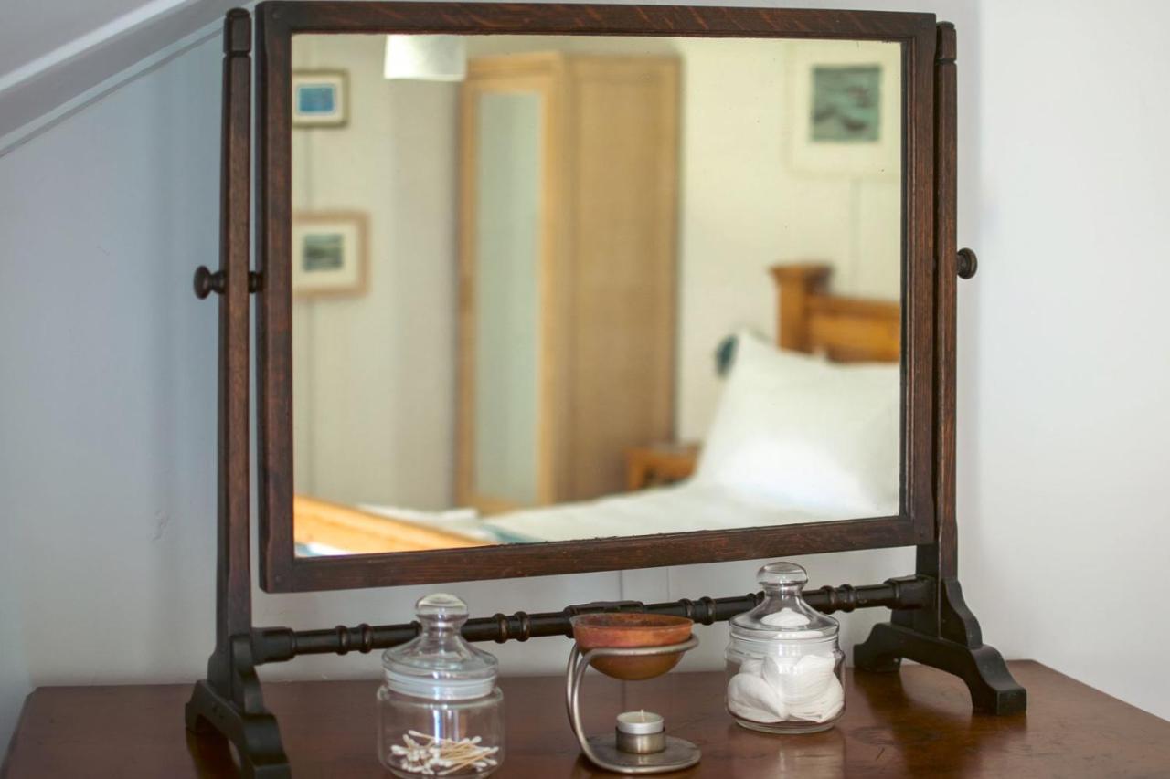 Adorable Two Bed Norfolk Broads Holiday Home - River Views With Moorings & Fishing สตาแลม ภายนอก รูปภาพ